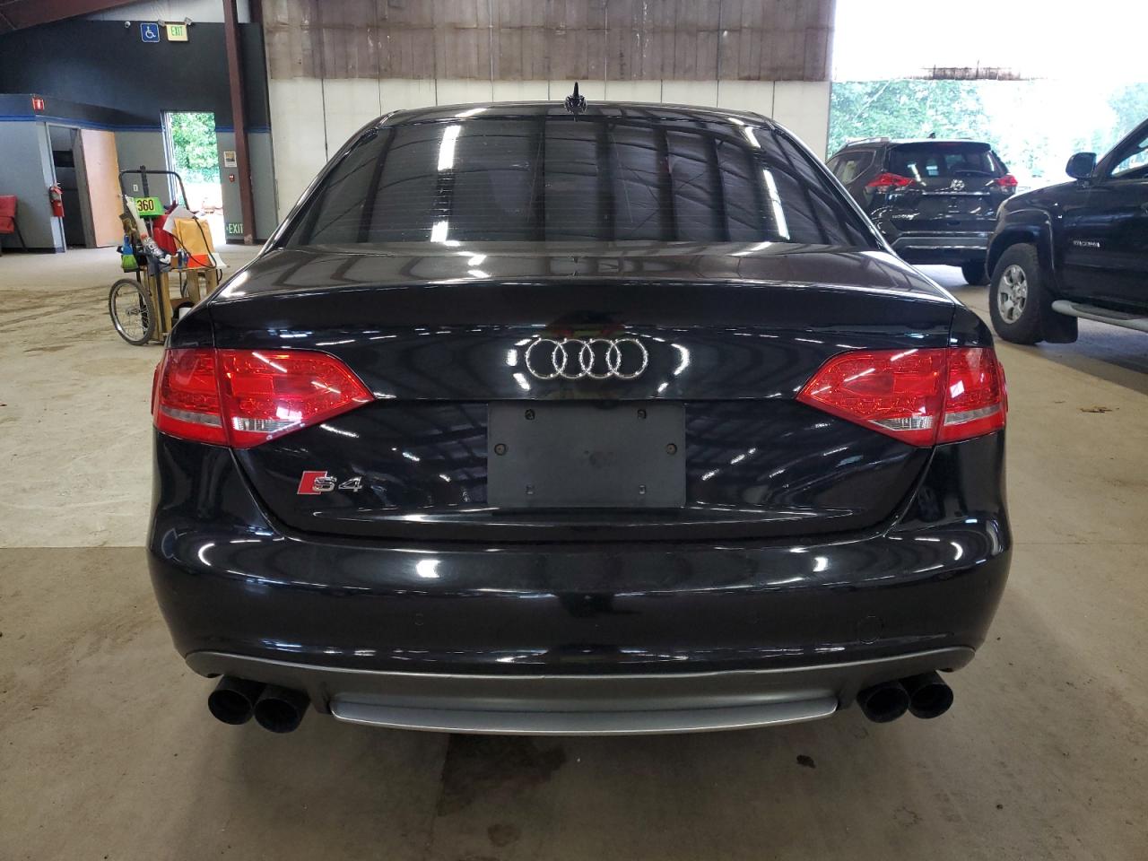 2011 Audi S4 Premium Plus VIN: WAUDGAFL7BA061702 Lot: 65029135