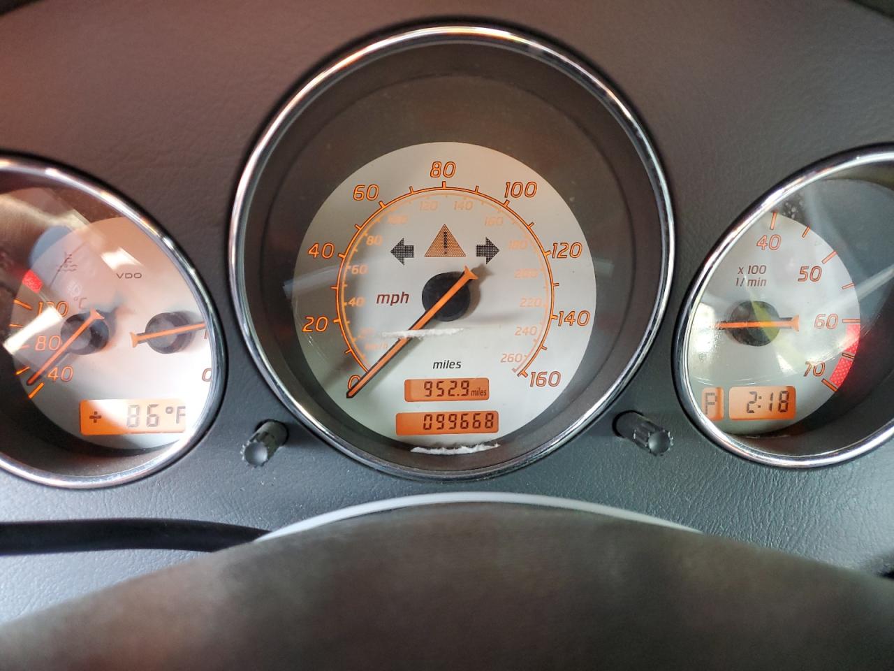 2004 Mercedes-Benz Slk 320 VIN: WDBKK65F74F300588 Lot: 64620315