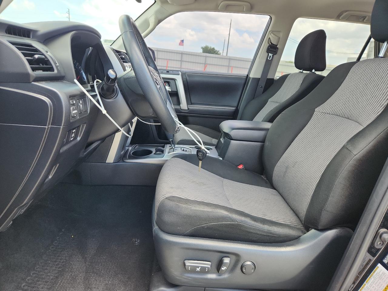 2019 Toyota 4Runner Sr5 VIN: JTEZU5JR6K5212618 Lot: 65243255