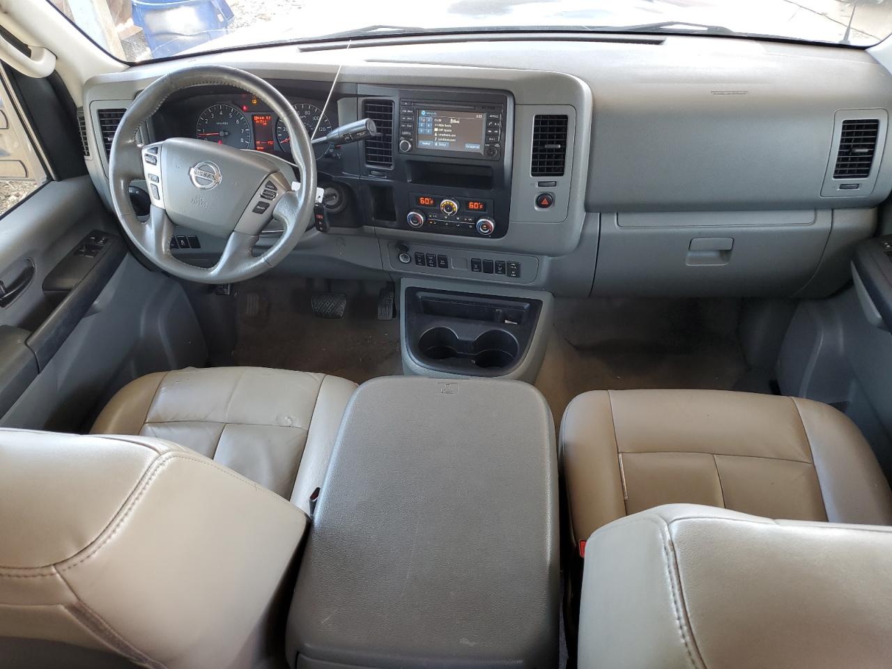 5bzaf0aa4fn852244 5BZAF0AA4FN852244 2015 Nissan Nv 3500 S