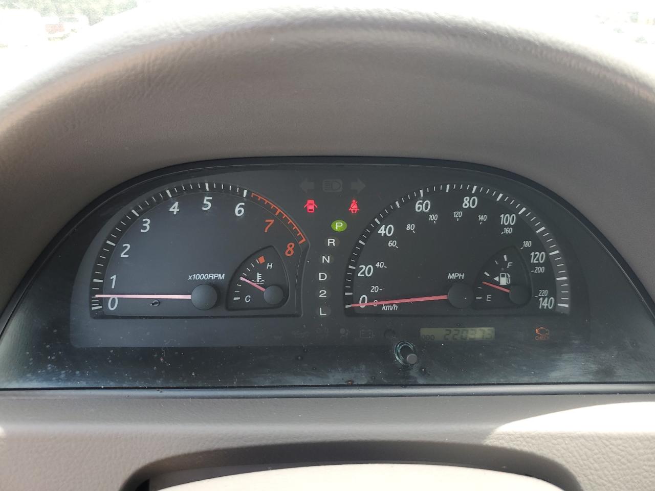 2003 Toyota Camry Le VIN: 4T1BE30KX3U764721 Lot: 63135635