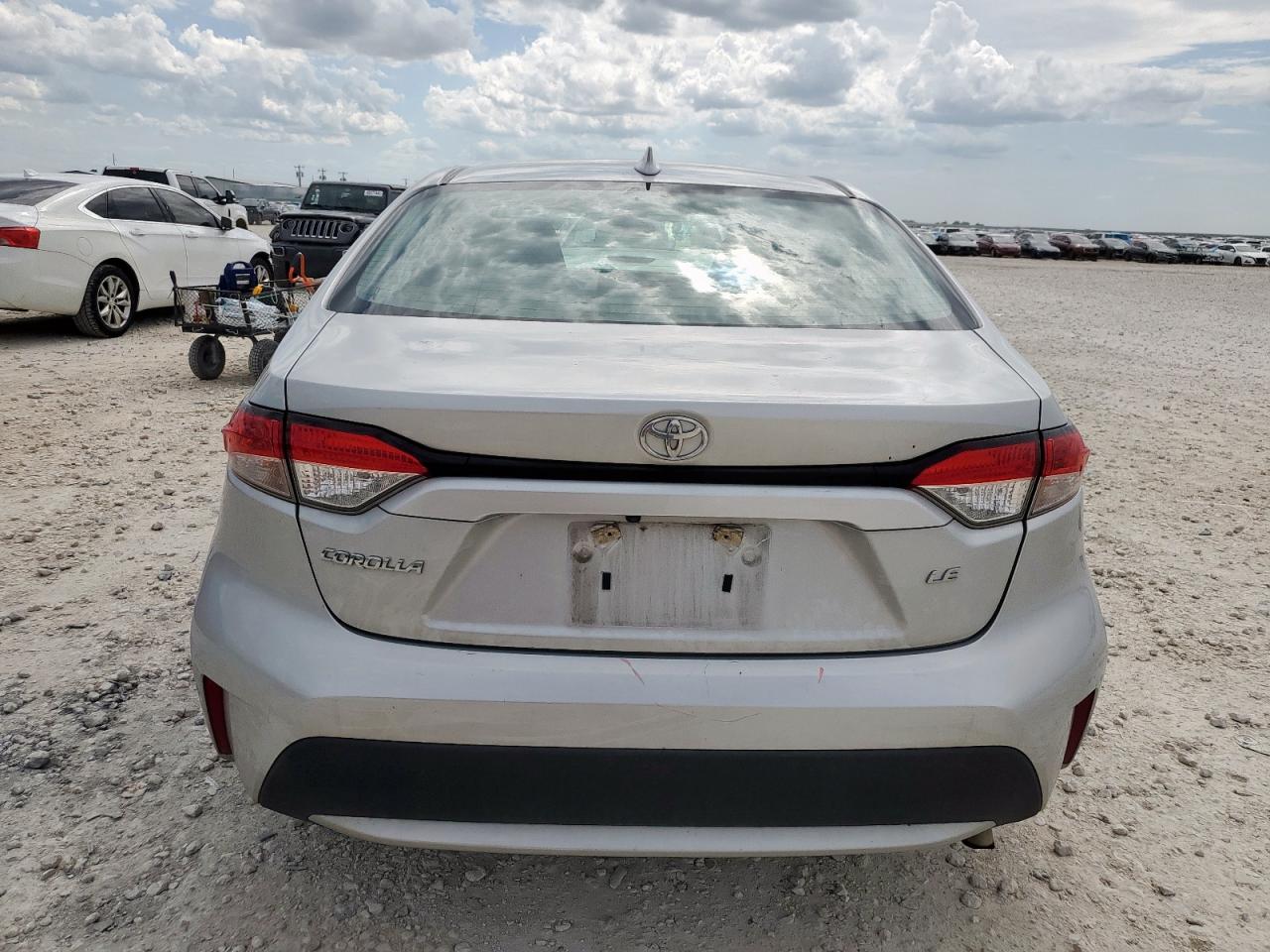 2021 Toyota Corolla Le VIN: 5YFEPMAE7MP215955 Lot: 65620875