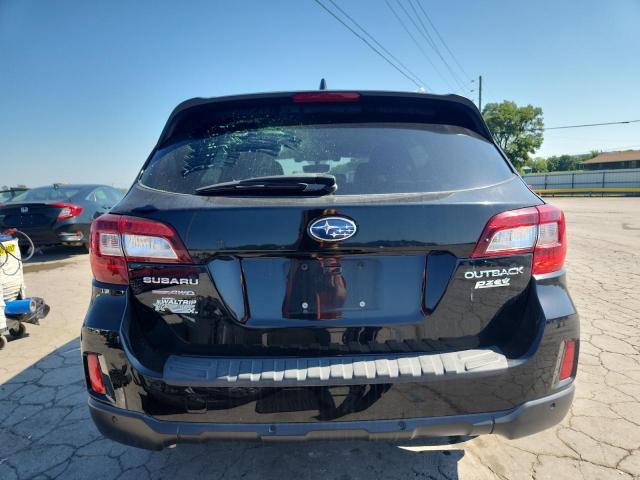  SUBARU OUTBACK 2017 Czarny