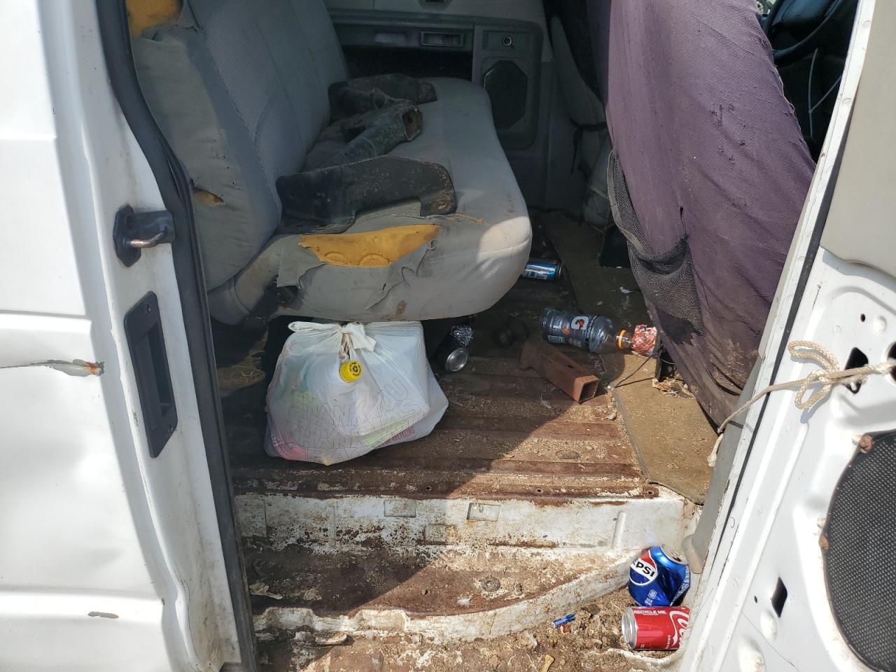 2007 Ford Econoline E350 Super Duty Wagon VIN: 1FBNE31L57DB06378 Lot: 64803695