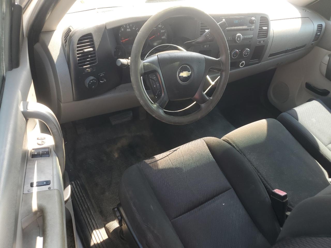 2011 Chevrolet Silverado C1500 VIN: 1GCNCPE00BF174617 Lot: 64872505