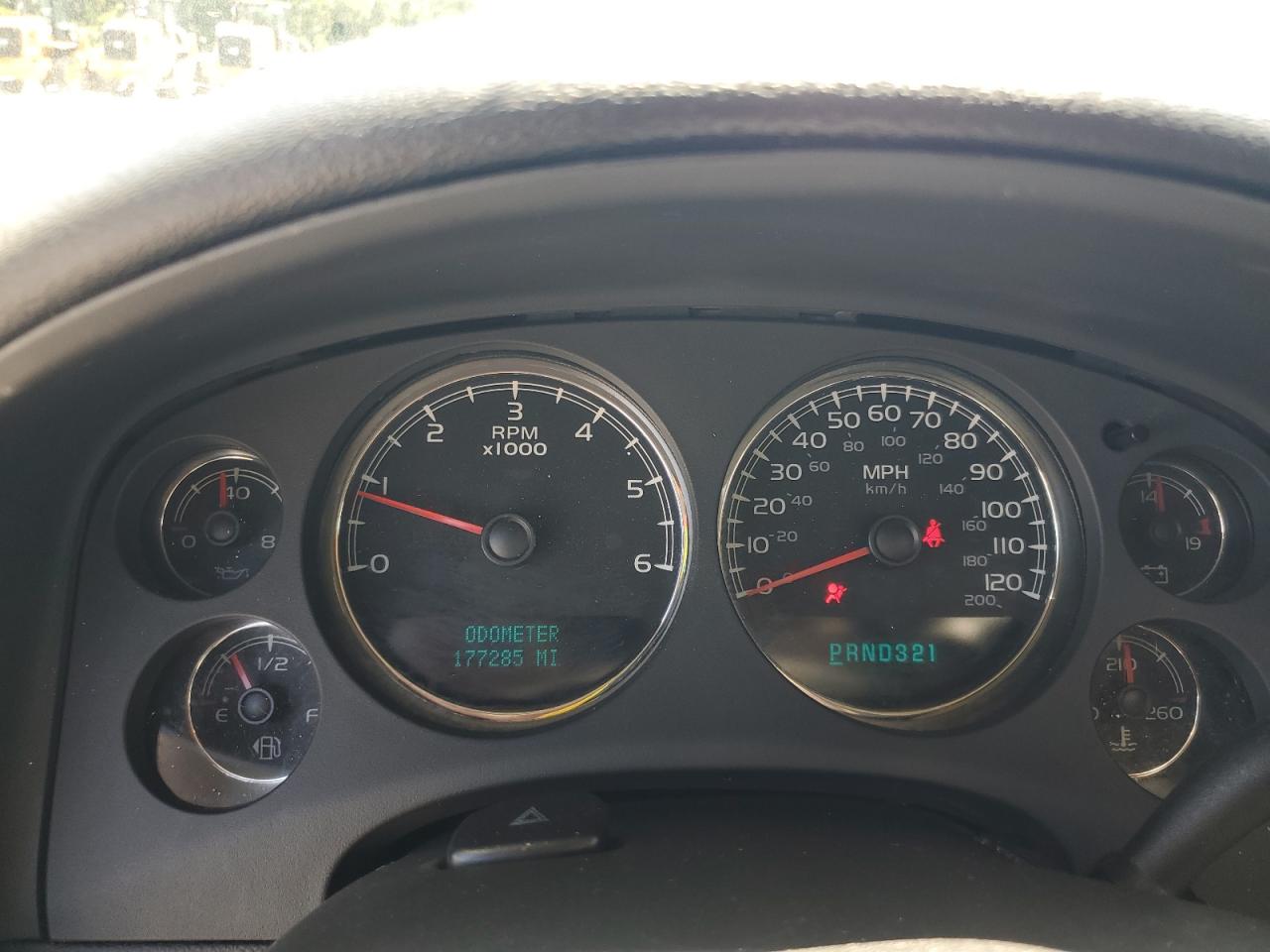 2007 Chevrolet Tahoe C1500 VIN: 1GNFC13J27R223939 Lot: 64778135