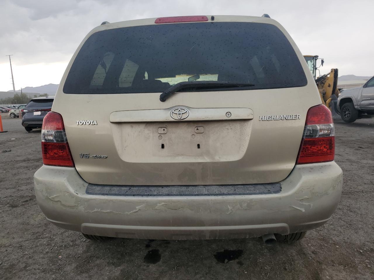 2005 Toyota Highlander Limited VIN: JTEEP21AX50099143 Lot: 63523565