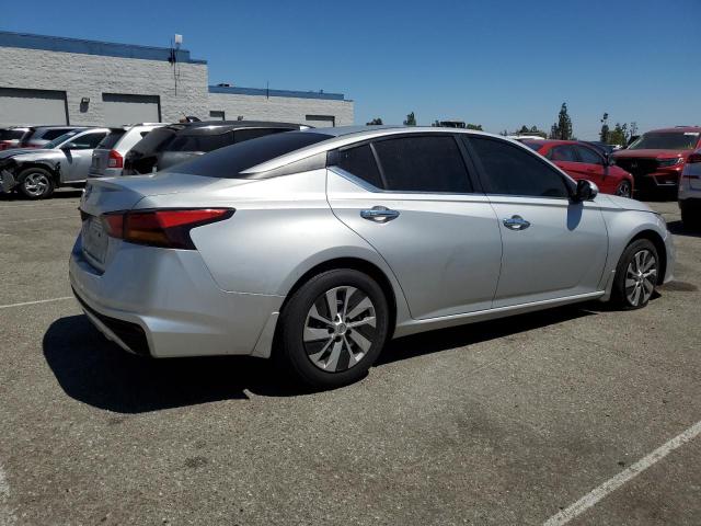  NISSAN ALTIMA 2019 Srebrny