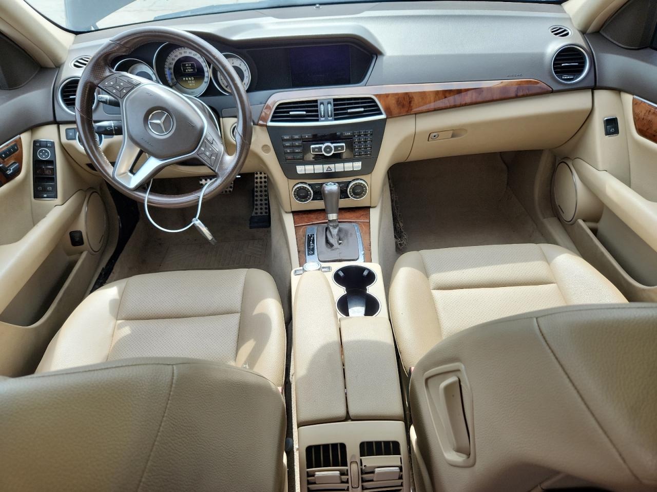 2012 Mercedes-Benz C 350 VIN: WDDGF5HB1CR201167 Lot: 64118365