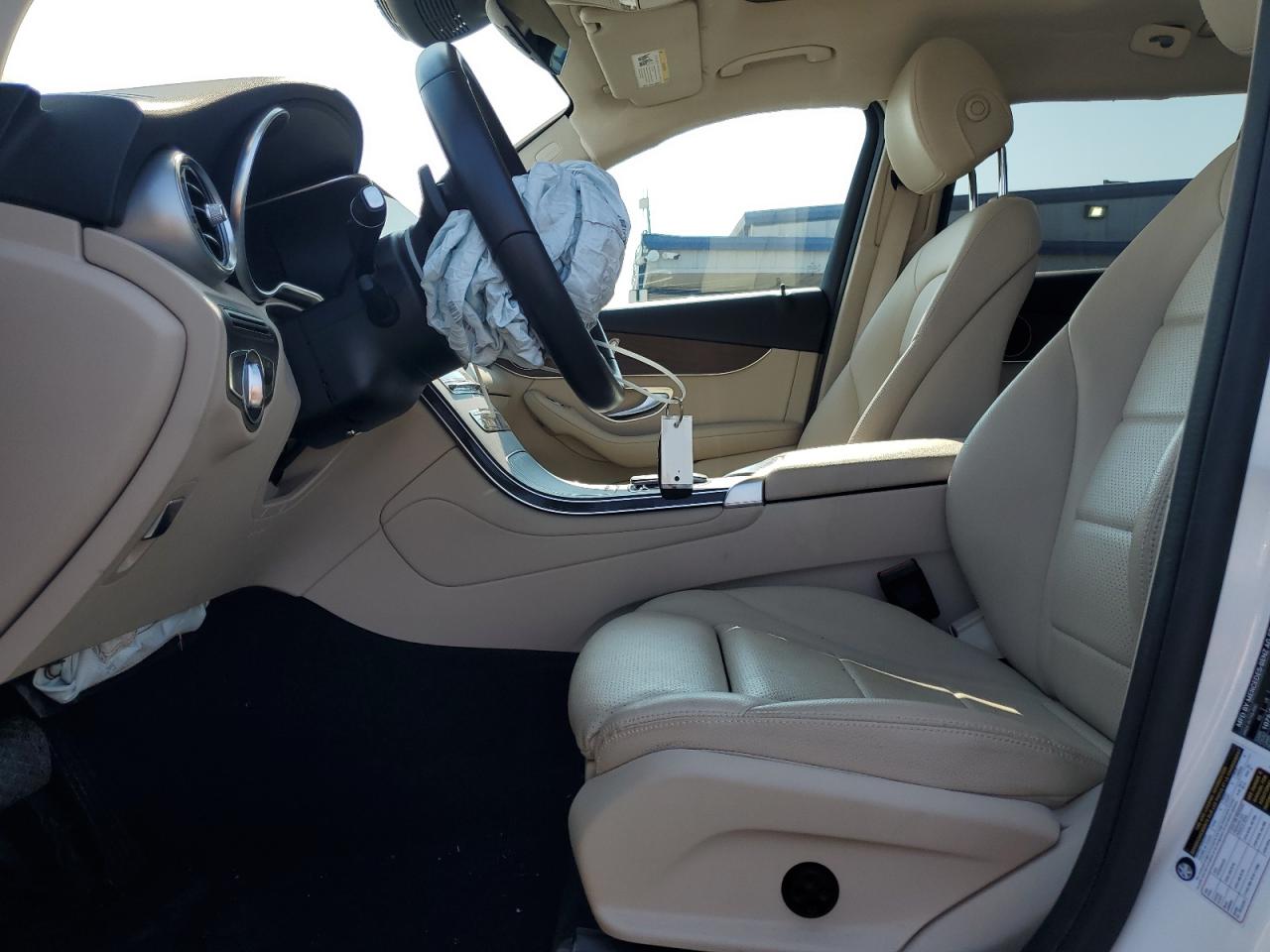 2022 Mercedes-Benz Glc 300 VIN: W1N0G8DB4NV370733 Lot: 64080715
