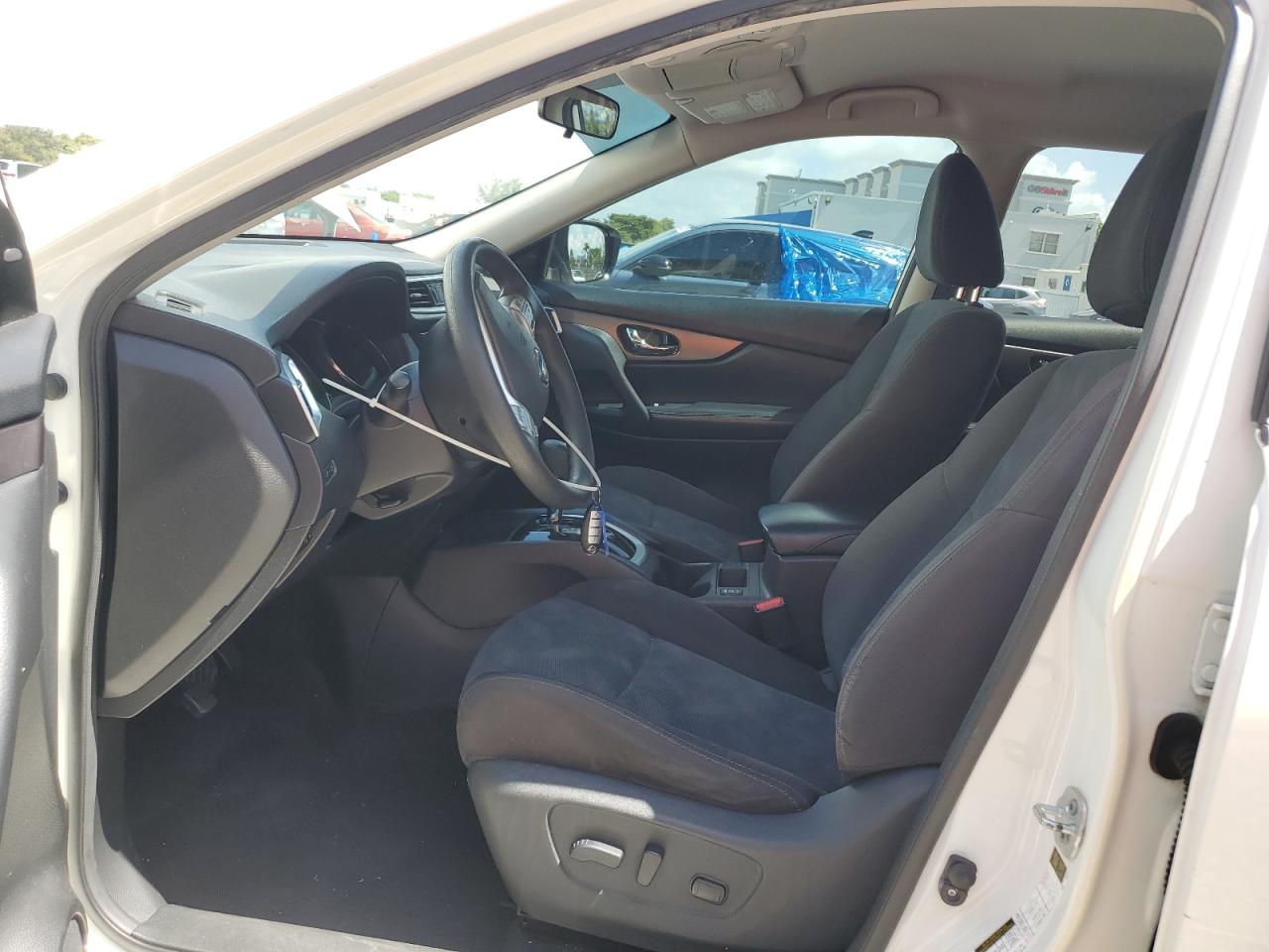 2015 Nissan Rogue S VIN: KNMAT2MT3FP545864 Lot: 65203375