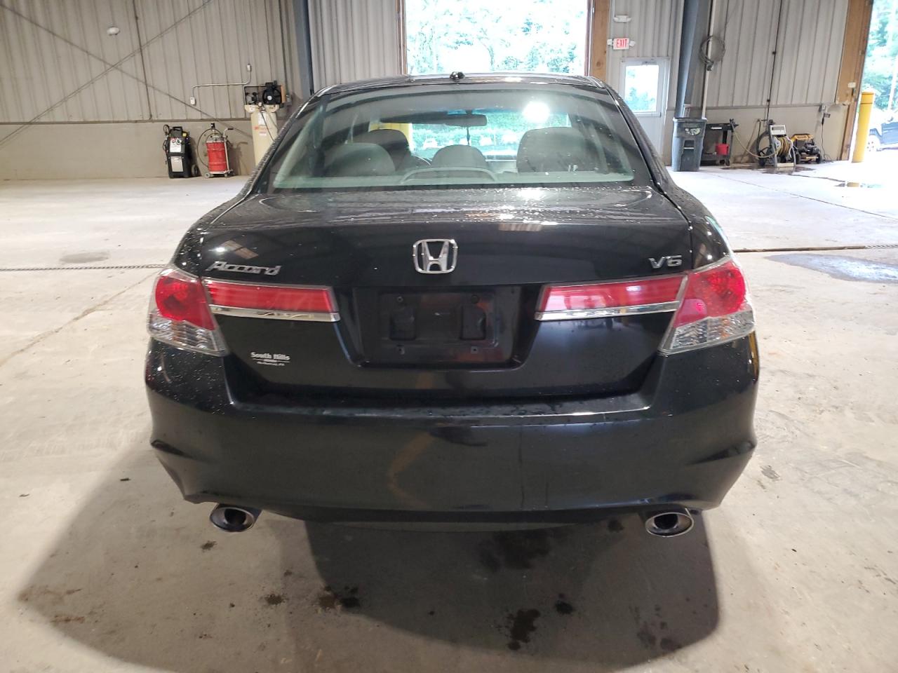 2011 Honda Accord Exl VIN: 1HGCP3F8XBA014185 Lot: 64207515