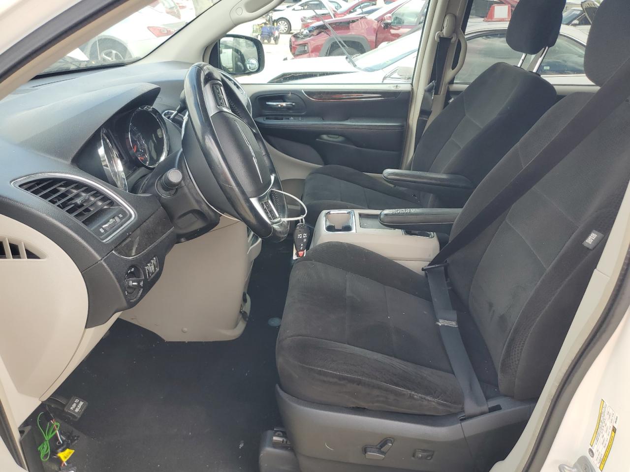 2013 Chrysler Town & Country Touring VIN: 2C4RC1BG0DR620535 Lot: 64219655