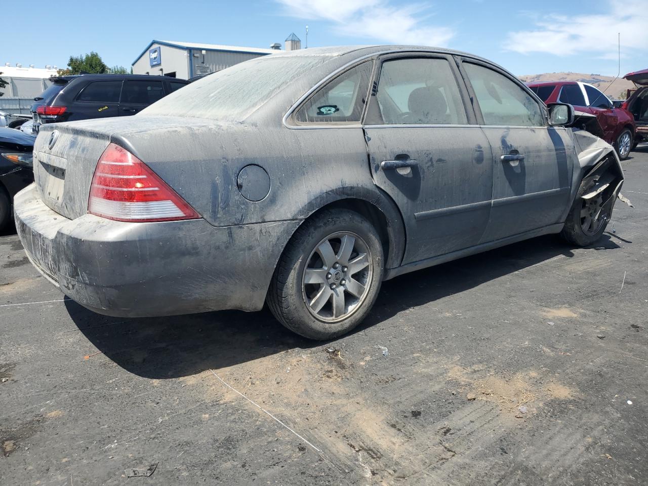 2005 Mercury Montego Luxury VIN: 1MEFM40185G617979 Lot: 65449095