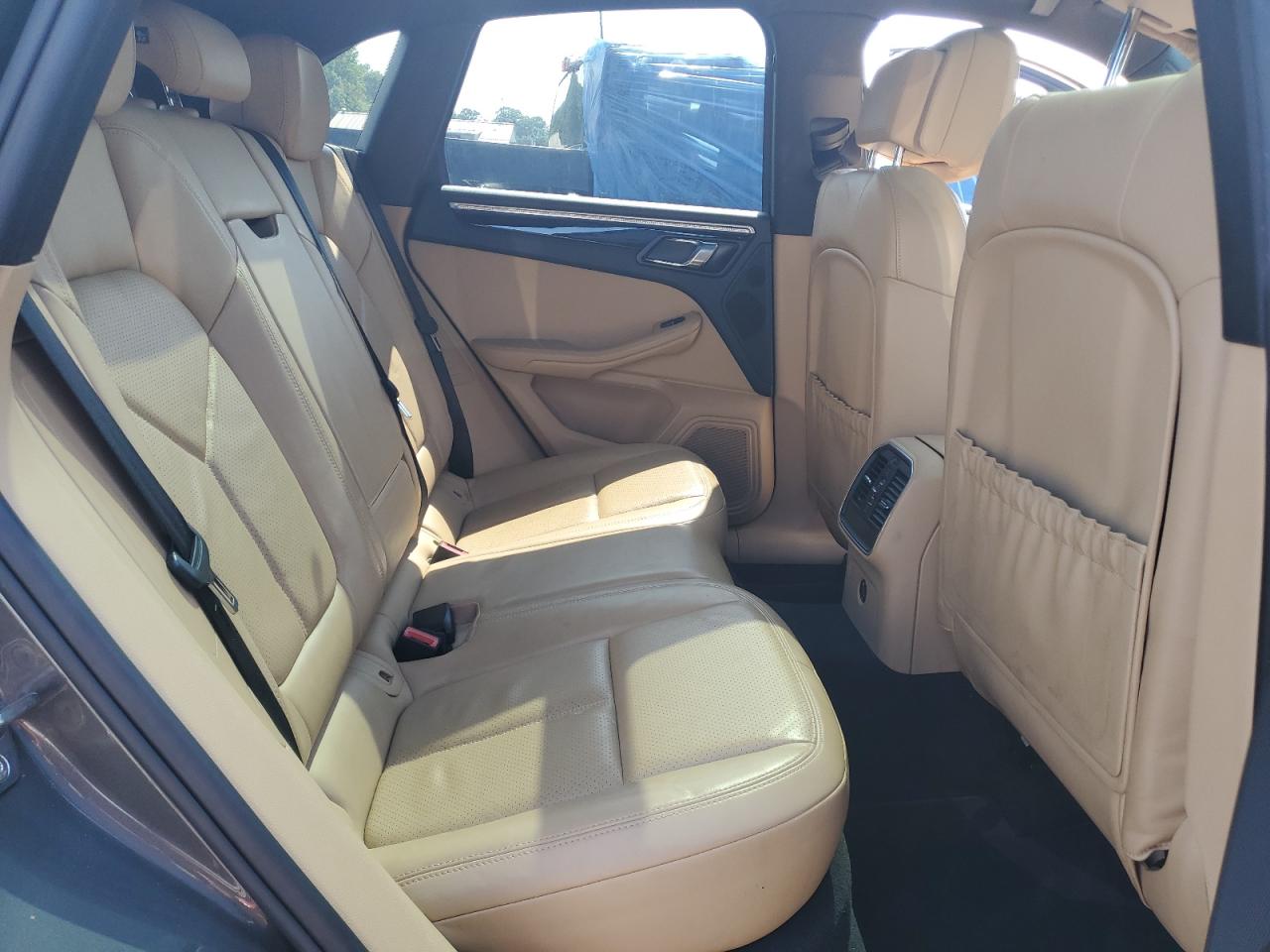 2018 Porsche Macan VIN: WP1AA2A55JLB03288 Lot: 64628195