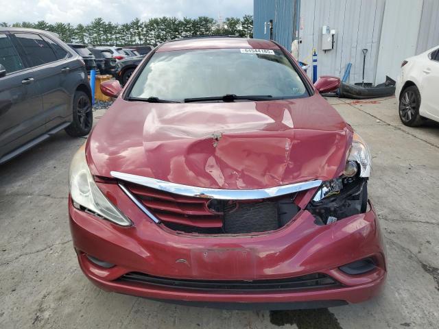  HYUNDAI SONATA 2013 Czerwony