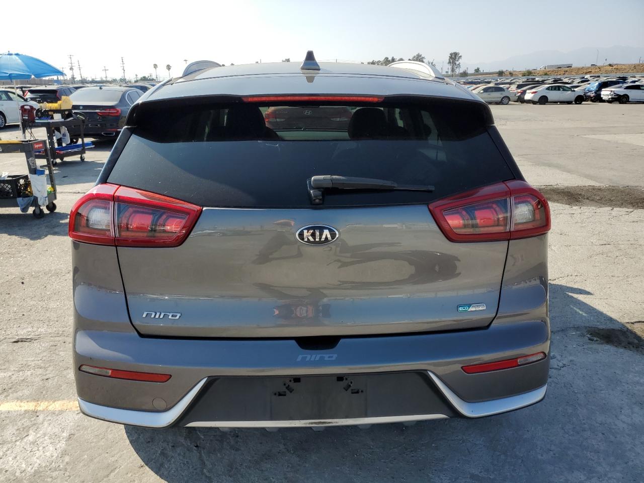 kndcb3lc8h5094982 KNDCB3LC8H5094982 2017 Kia Niro Fe
