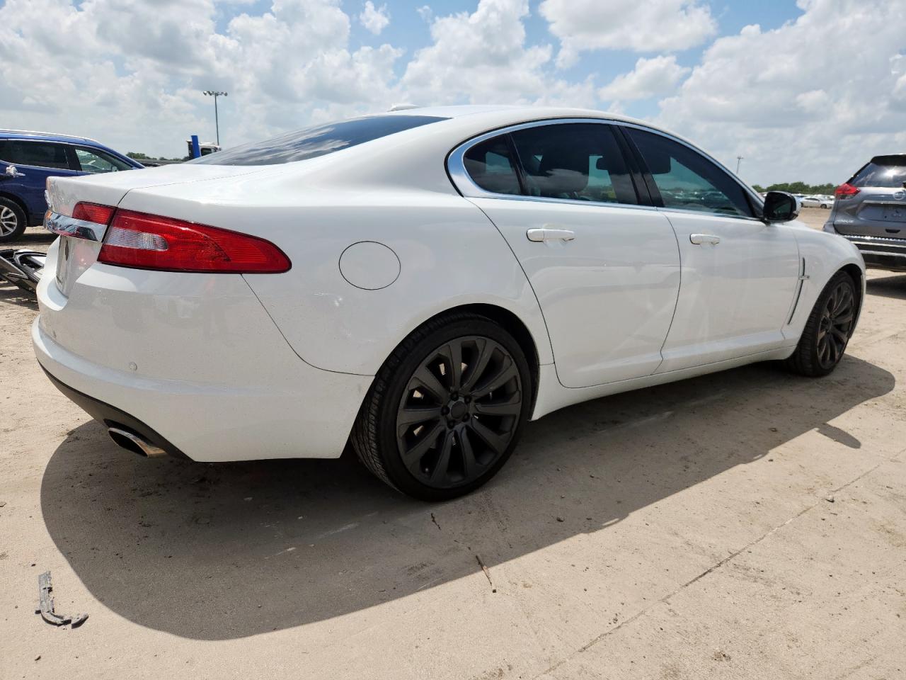2011 Jaguar Xf VIN: SAJWA0FB4BLS01418 Lot: 65018205