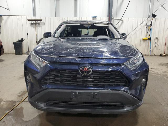  TOYOTA RAV4 2021 Granatowy