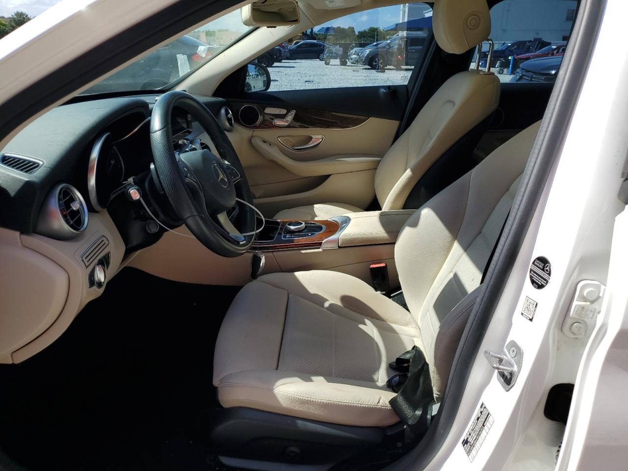 2017 Mercedes-Benz C 300 VIN: WDDWF4JB6HR234303 Lot: 64002395