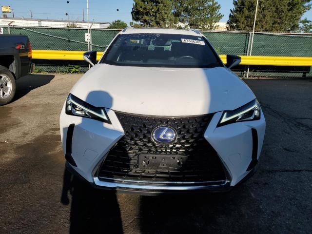 LEXUS UX 250H 2021 Белы