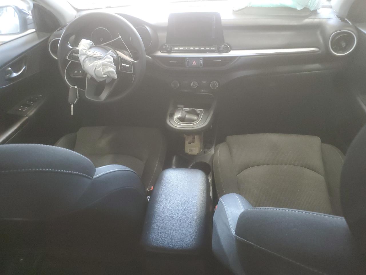 3KPF24AD6ME332535 2021 Kia Forte Fe