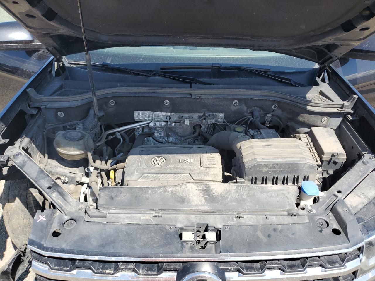 1v2dp2ca6kc590010 1V2DP2CA6KC590010 2019 Volkswagen Atlas Se