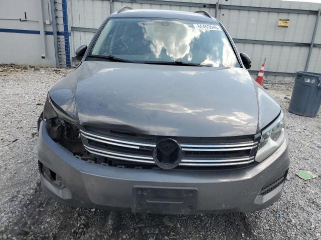  VOLKSWAGEN TIGUAN 2016 Серый