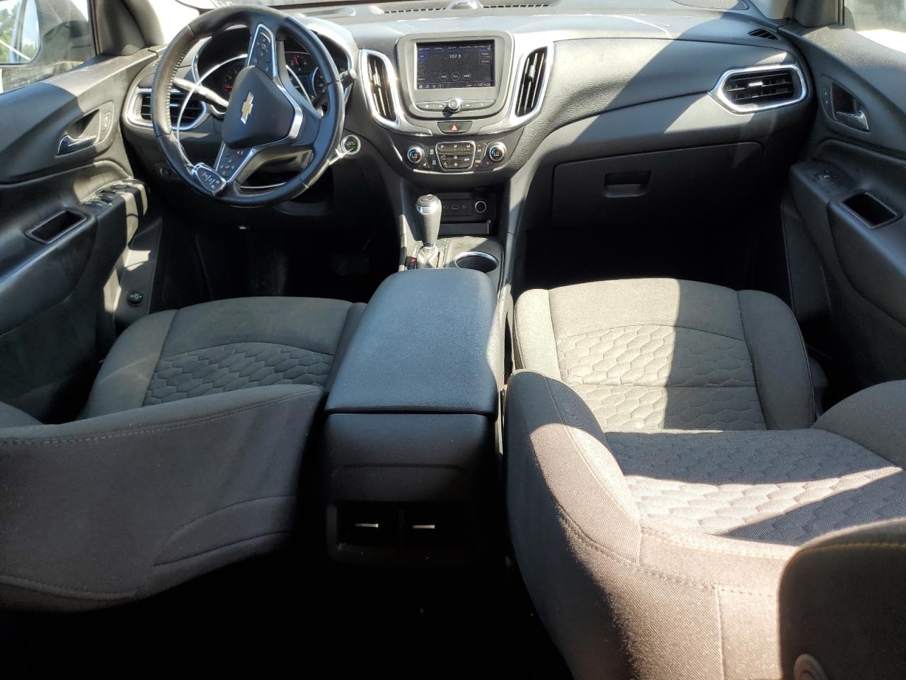 2020 Chevrolet Equinox Lt VIN: 3GNAXKEV4LS536132 Lot: 64246275