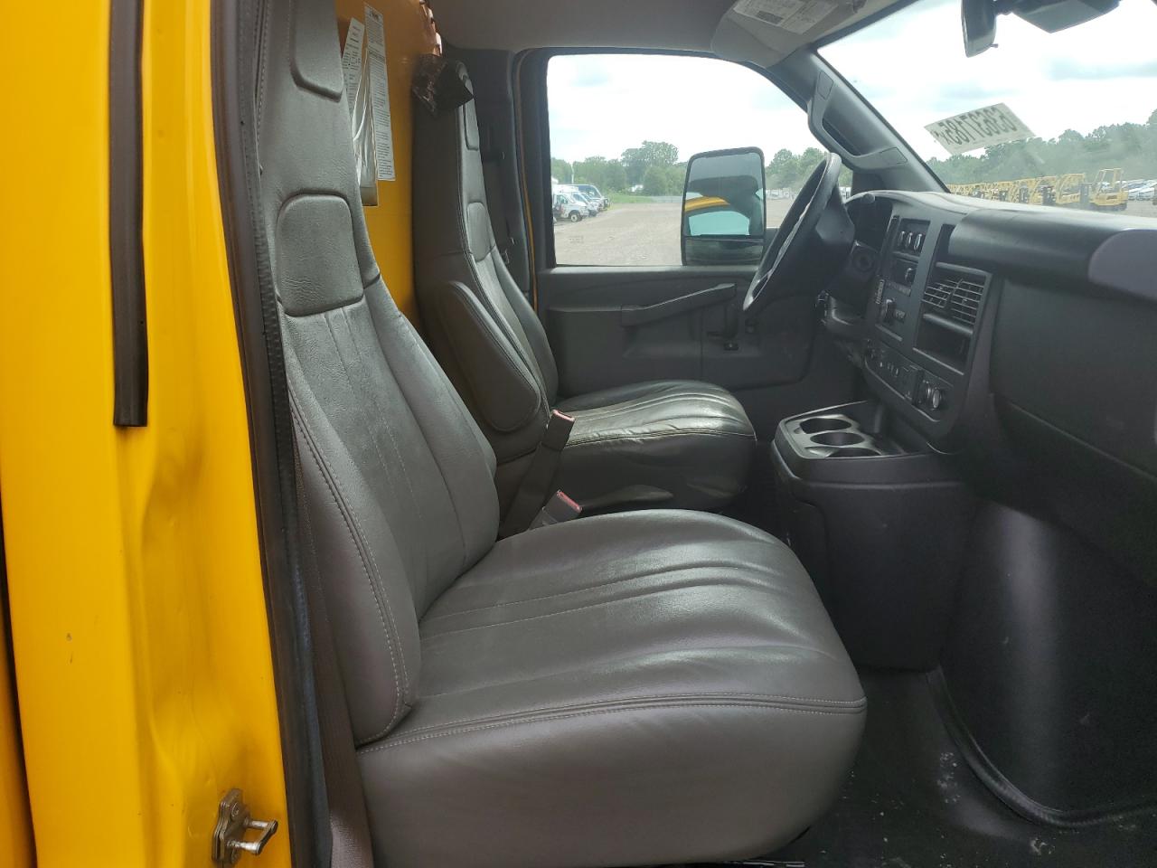 2022 GMC Savana Cutaway G3500 VIN: 7GZ37TC75NN004917 Lot: 65622125