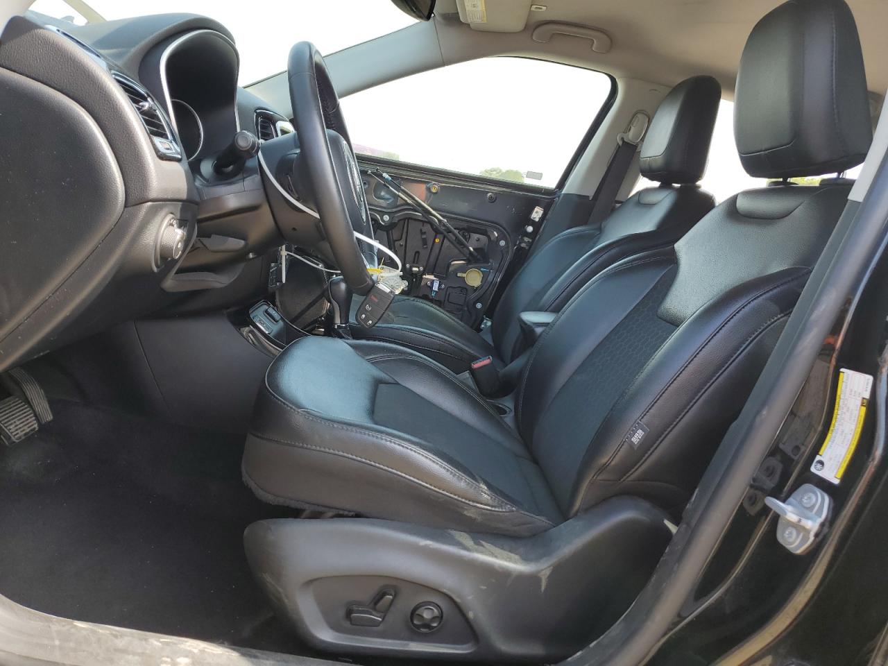 2019 Jeep Compass Latitude VIN: 3C4NJCBB2KT613875 Lot: 64412815