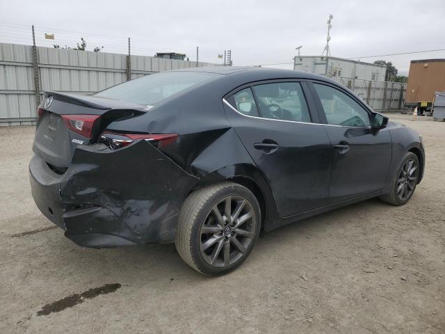  MAZDA 3 2018 Черный