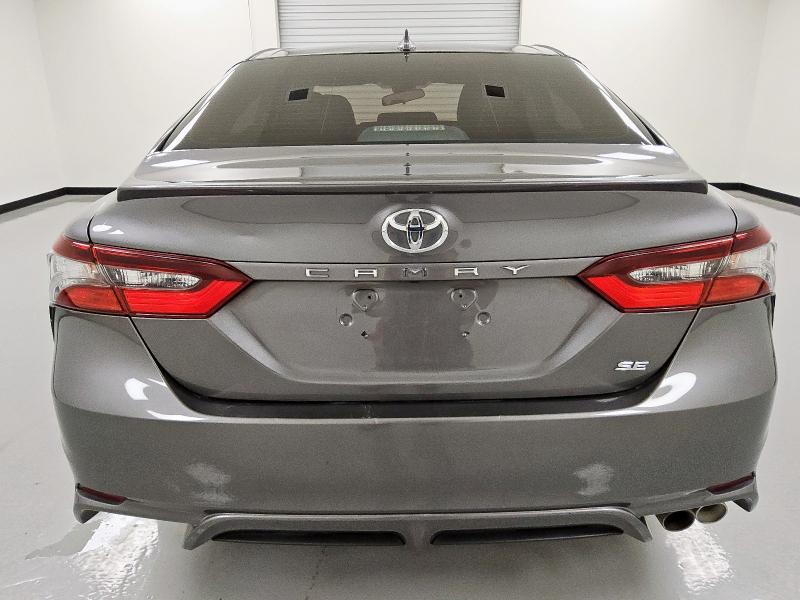  TOYOTA CAMRY 2021 Gray