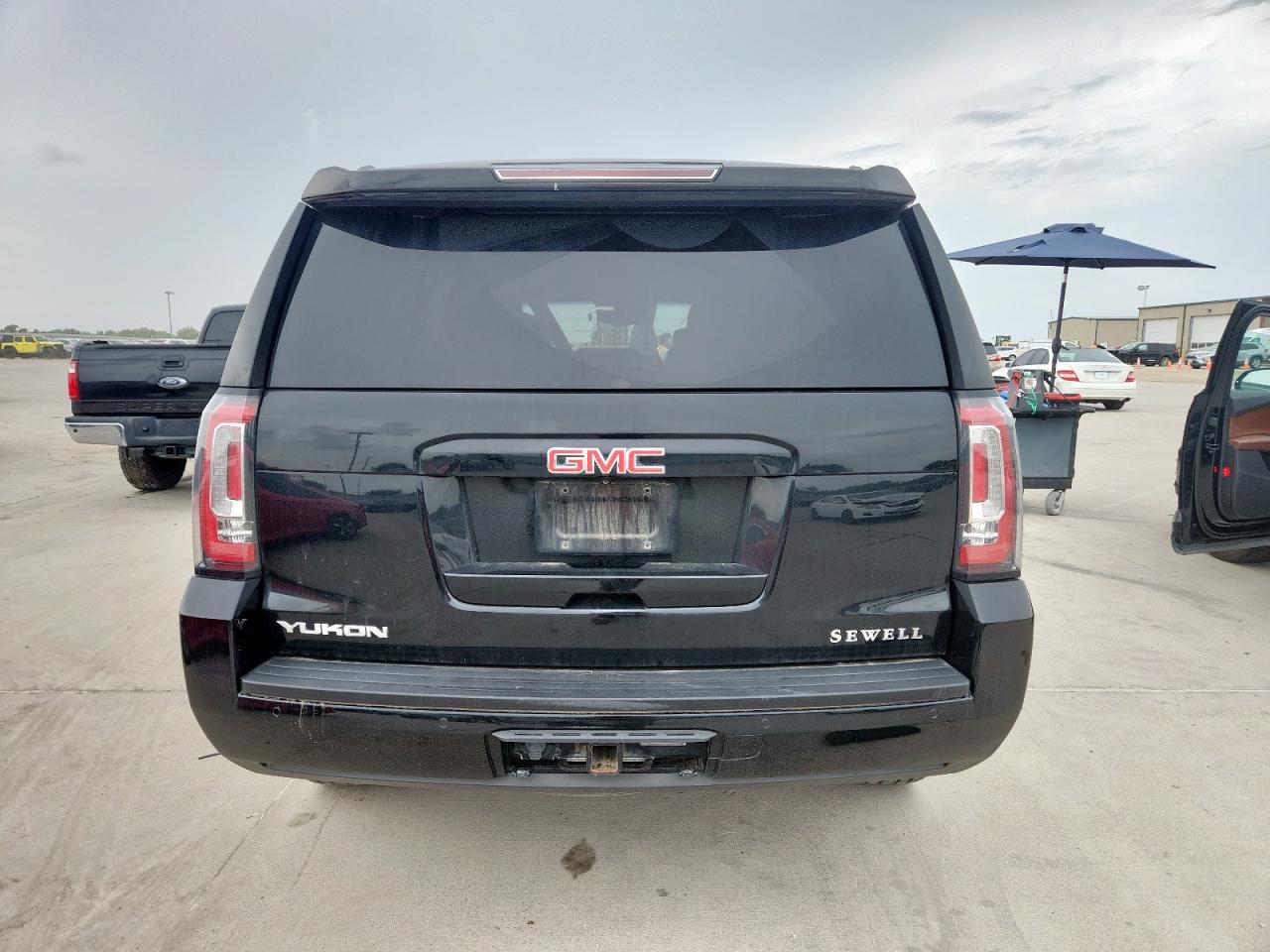 2015 GMC Yukon Slt VIN: 1GKS1BKC2FR100683 Lot: 62486855