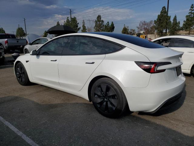  TESLA MODEL 3 2024 Biały