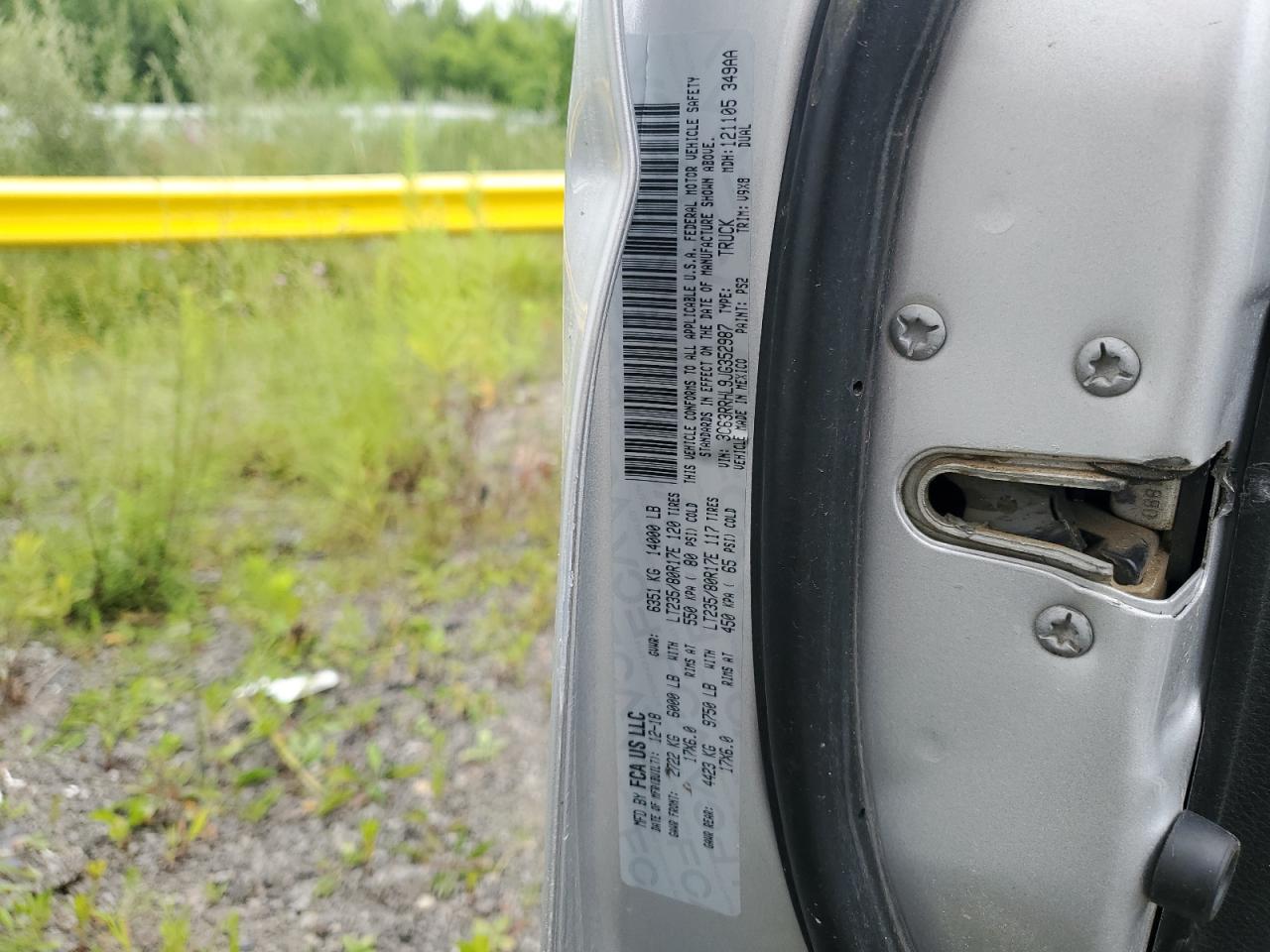 3c63rrhl9jg352987 3C63RRHL9JG352987 2018 Ram 3500 Slt