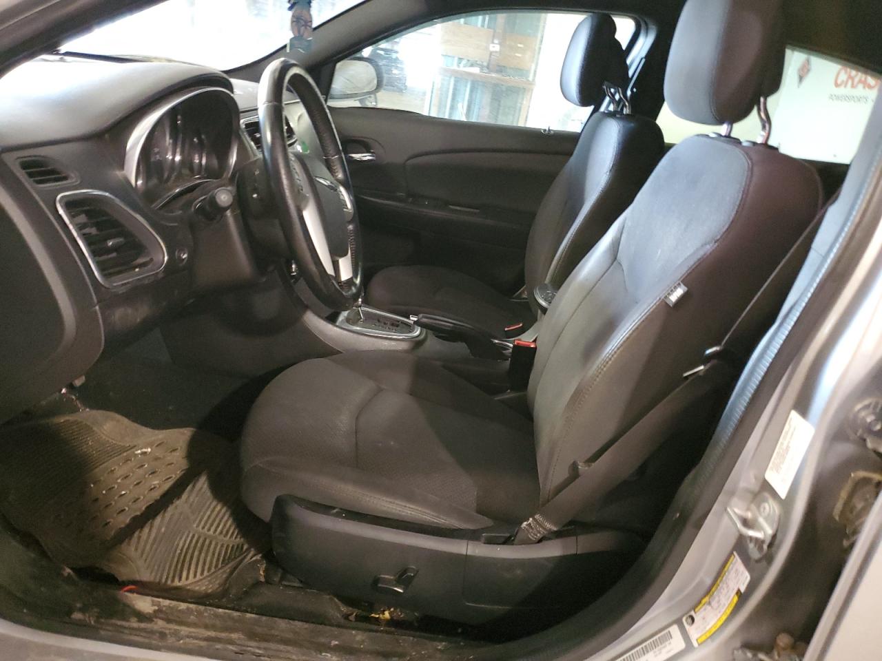 2014 Chrysler 200 Touring VIN: 1C3CCBBG8EN151662 Lot: 62429385