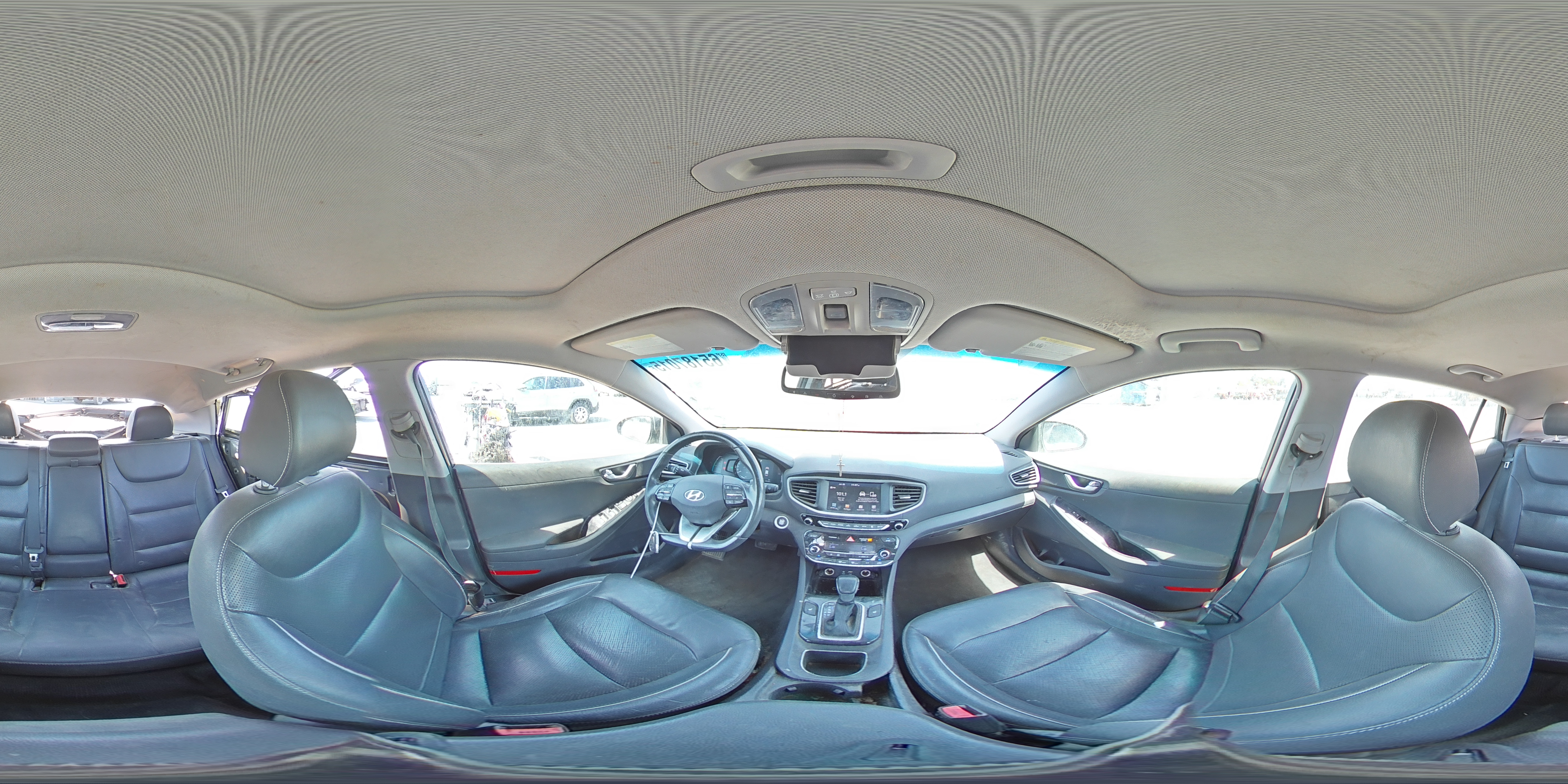2018 Hyundai Ioniq Limited VIN: KMHC85LCXJU071916 Lot: 65187015
