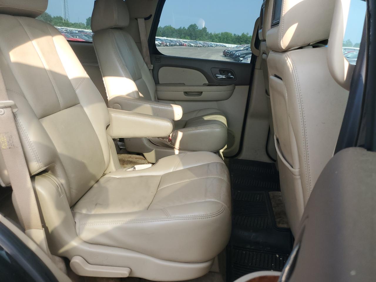 2007 GMC Yukon VIN: 1GKFC13J77R148233 Lot: 65832995