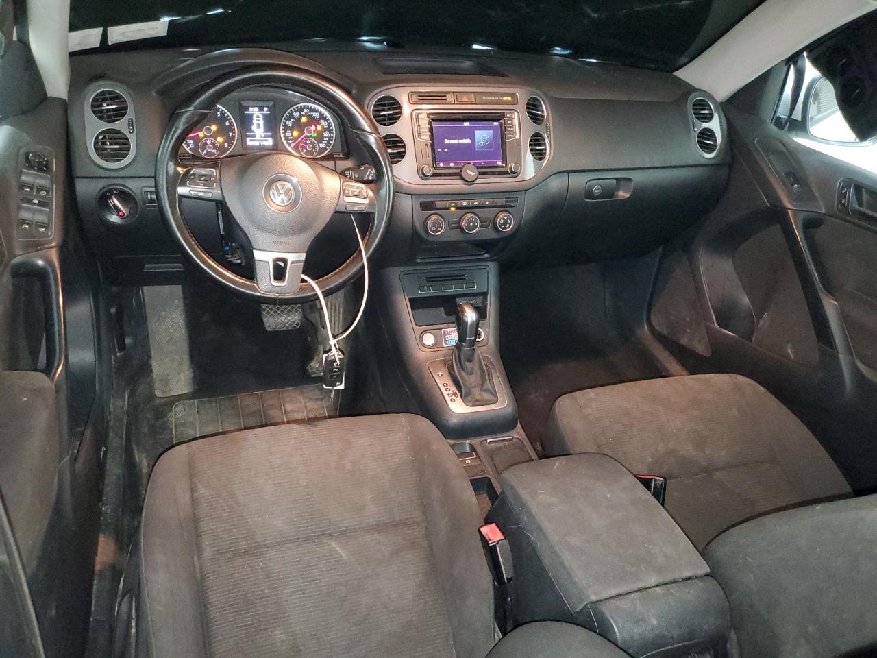 2017 Volkswagen Tiguan S VIN: WVGAV7AXXHK054475 Lot: 66007575