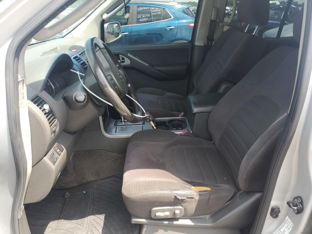 2005 Nissan Pathfinder Le VIN: 5N1AR18W15C755698 Lot: 64926775