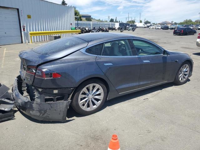 Хэтчбеки TESLA MODEL S 2016 Серый