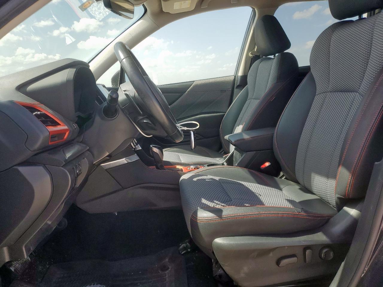 2019 Subaru Forester Sport VIN: JF2SKAPC8KH549525 Lot: 63659845