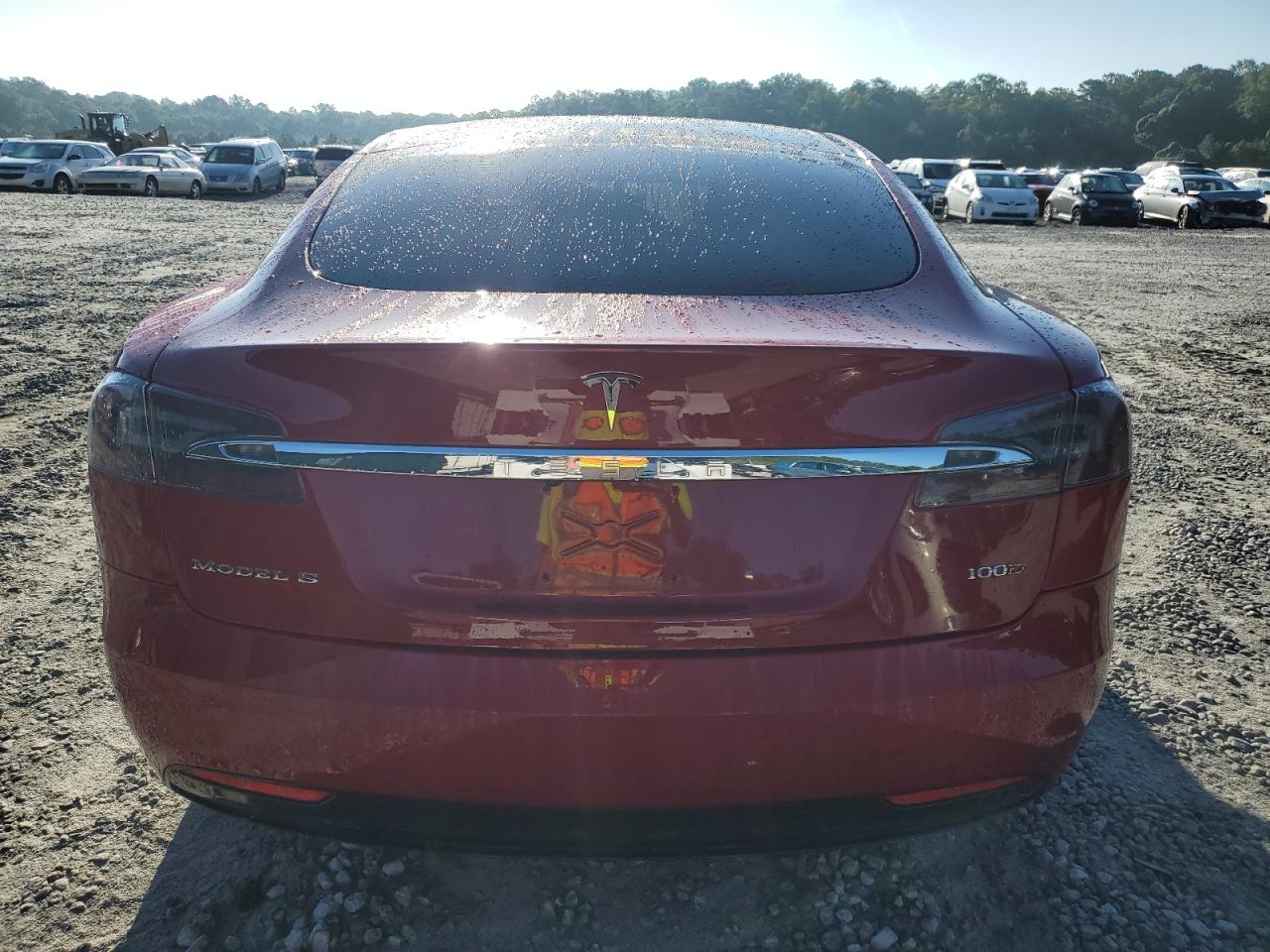 2018 Tesla Model S VIN: 5YJSA1E24JF258515 Lot: 65266565