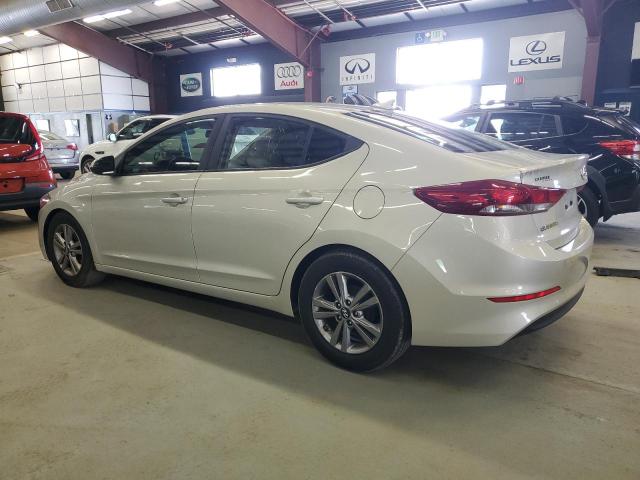 Sedans HYUNDAI ELANTRA 2017 Srebrny