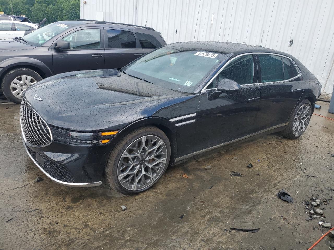 2025 Genesis G90