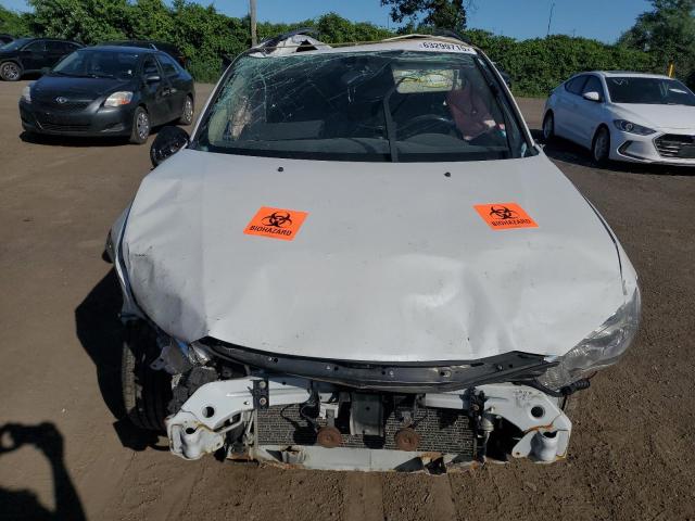  MITSUBISHI OUTLANDER 2013 Білий