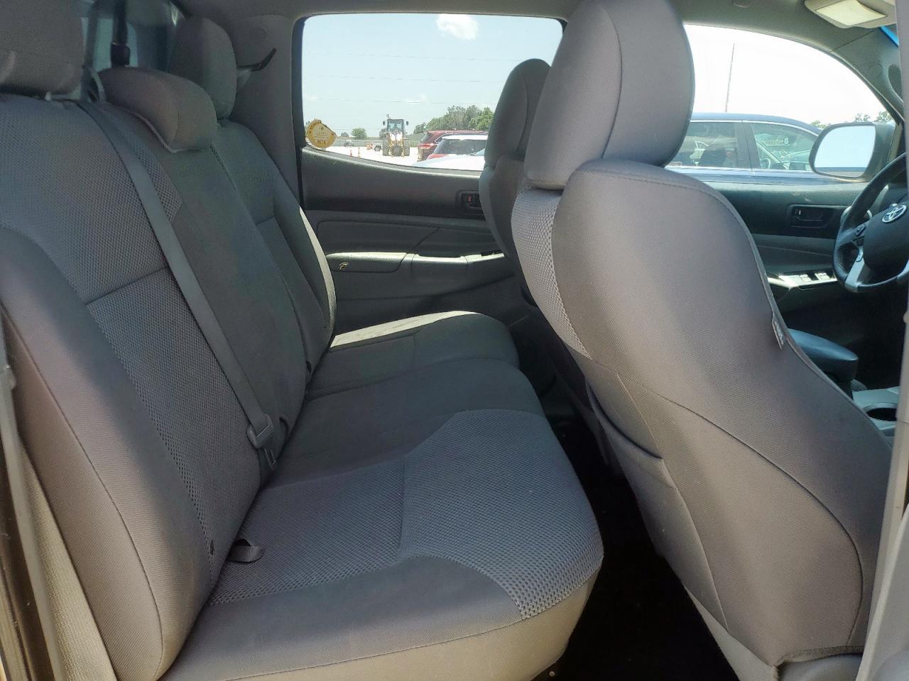 2014 Toyota Tacoma Double Cab VIN: 3TMLU4EN7EM137776 Lot: 64409725