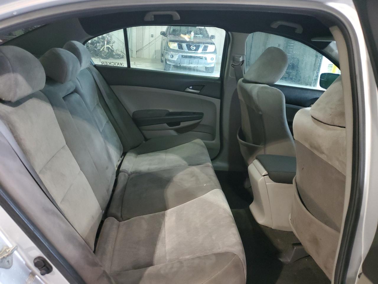 2010 Honda Accord Lxp VIN: 1HGCP2F49AA074268 Lot: 64180365