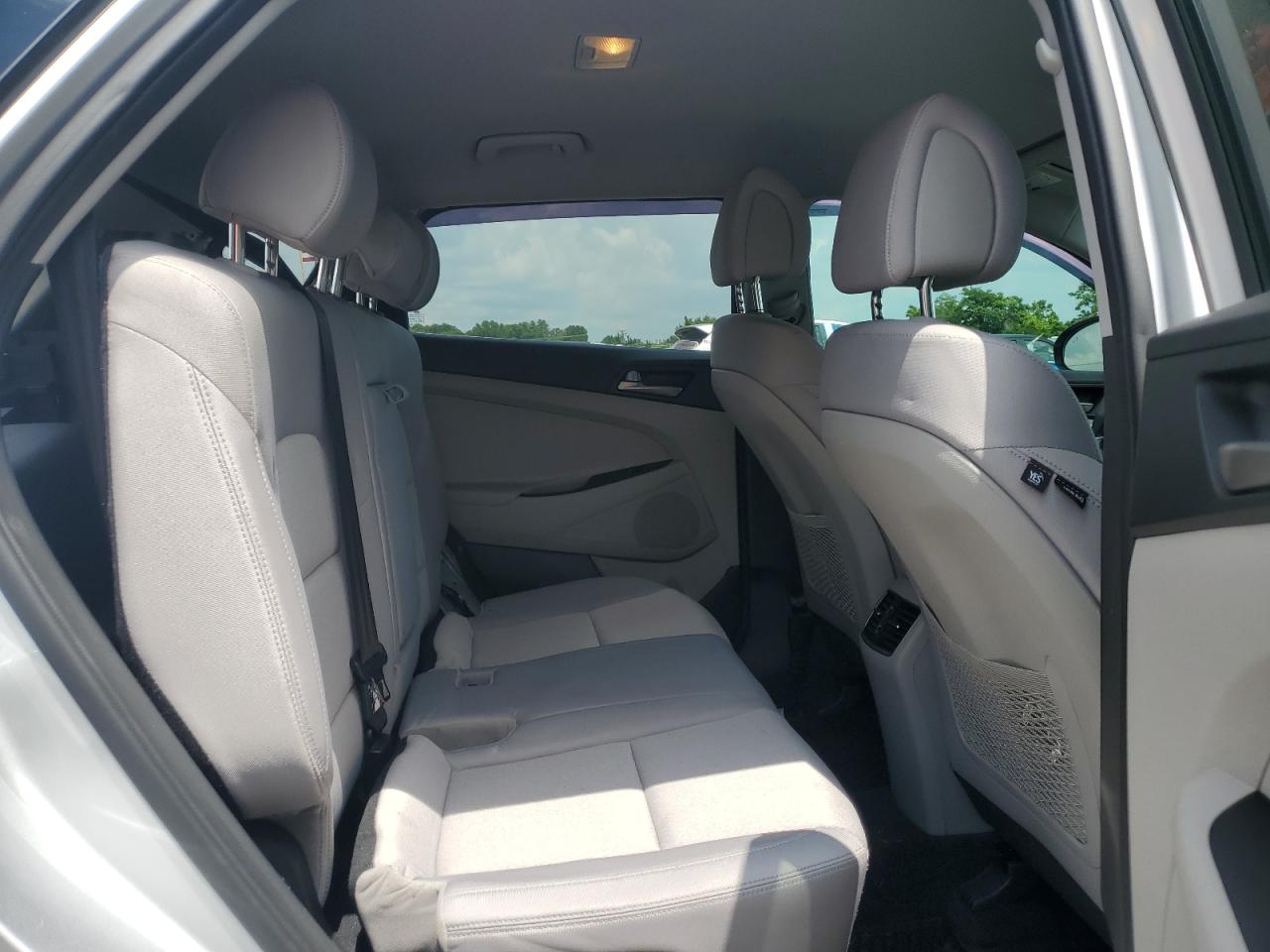 2018 Hyundai Tucson Sport VIN: KM8J33AL9JU763310 Lot: 64959435